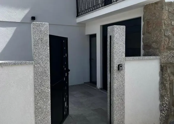 Maison Urgueira Holiday home